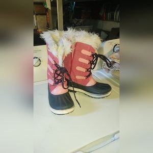 Women's duck boots